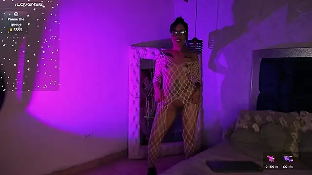 Snapshot of Danna_williamss chatting on October 11, 2025, 12:50 pm Danna williamss online show from October 11, 2025, 12:50 pm