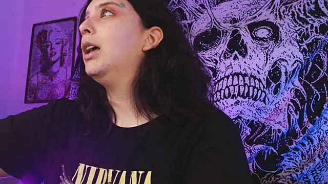 mikaskullcs online show from January 13, 2026, 6:45 pm