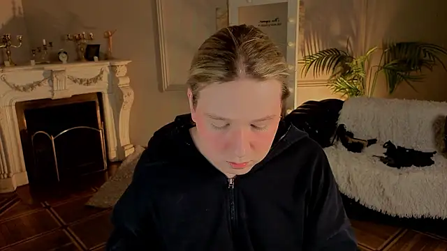 Jes Solar online show from February 1, 2026, 9:46 pm