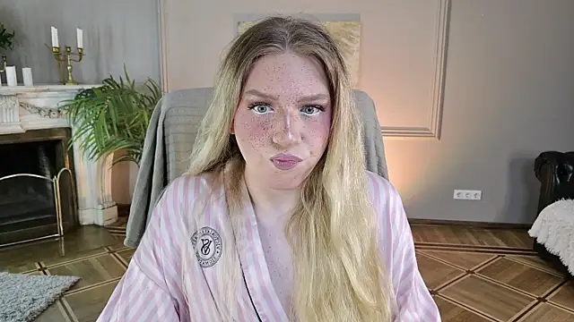 Snapshot of Jes_Solar chatting on July 4, 2026, 8:57 pm Jes Solar online show from July 4, 2026, 8:57 pm