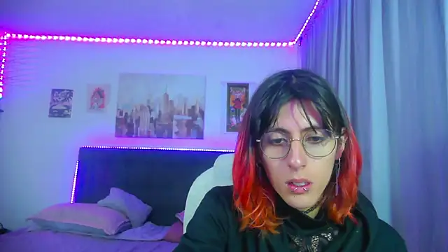 goth minerva online show from May 5, 2026, 1:36 pm