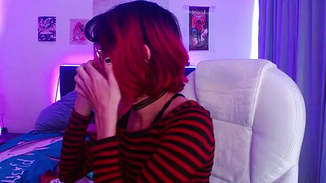 goth minerva online show from December 16, 2025, 1:48 pm