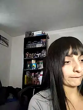 KARINNA  RAVEN online show from December 21, 2025, 9:04 pm