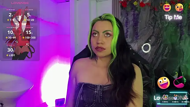 Snapshot of midory_ chatting on October 11, 2025, 3:40 am midory online show from October 11, 2025, 3:40 am