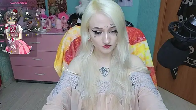 Manuela unicorn online show from May 14, 2026, 7:55 pm
