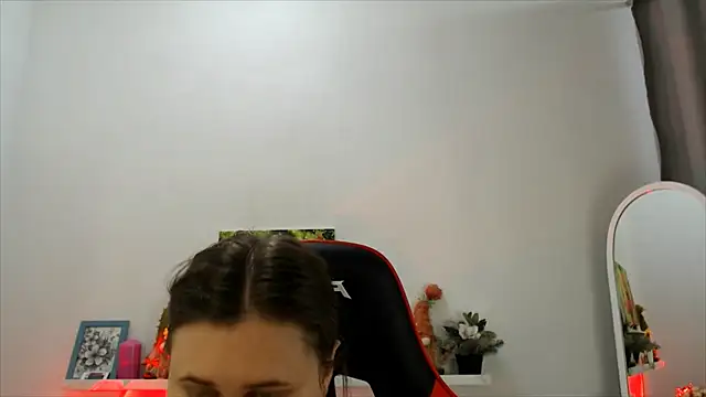 Lucky Lana online show from January 16, 2026, 3:43 am