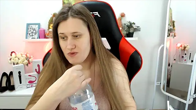 Lucky Lana online show from March 16, 2026, 3:03 am