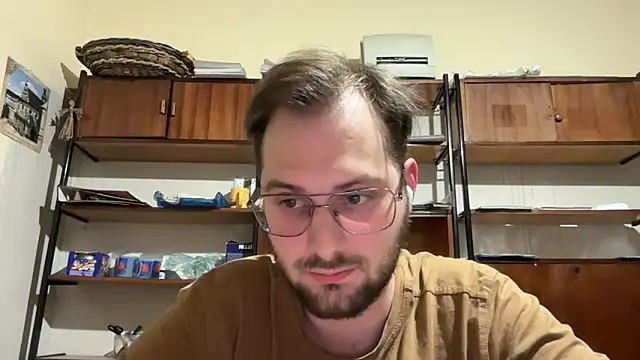 Snapshot of antonysside chatting on April 7, 2026, 6:43 pm antonysside online show from April 7, 2026, 6:43 pm