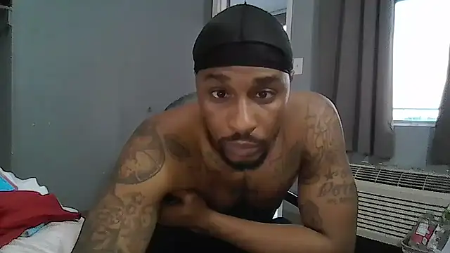 Snapshot of Stressreliev3r chatting on March 22, 2025, 12:49 am Stressreliev3r online show from March 22, 2025, 12:49 am