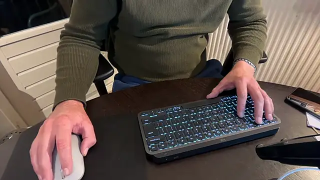 MaxiDimi online show from October 30, 2025, 9:55 pm