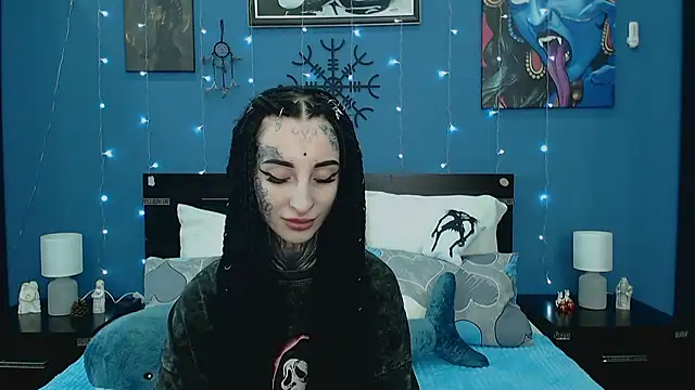 Velvetbat online show from April 22, 2026, 7:04 am