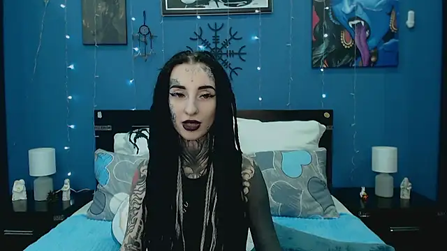Snapshot of Velvetbat chatting on June 18, 2026, 9:14 am Velvetbat online show from June 18, 2026, 9:14 am
