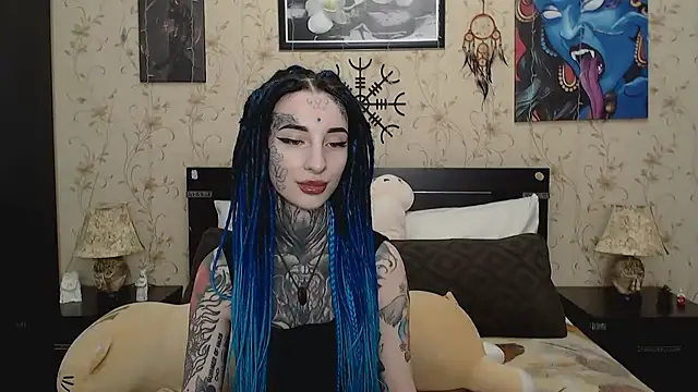 Velvetbat online show from February 12, 2026, 6:57 am