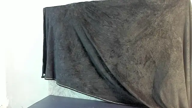 Snapshot of braces_kourtney chatting on November 1, 2025, 2:29 am braces kourtney online show from November 1, 2025, 2:29 am