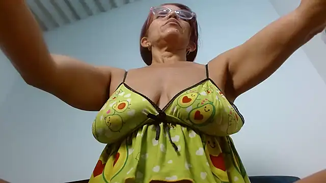 Snapshot of Allyson_Mature chatting on October 19, 2025, 9:45 am Allyson Mature online show from October 19, 2025, 9:45 am