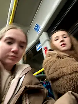 Snapshot of bambi_lu chatting on November 4, 2025, 5:39 pm bambi lu online show from November 4, 2025, 5:39 pm