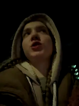 Snapshot of bambi_lu chatting on November 15, 2025, 4:33 pm bambi lu online show from November 15, 2025, 4:33 pm