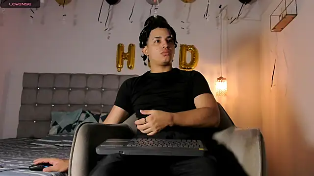 samxx muscle online show from January 15, 2026, 1:03 pm