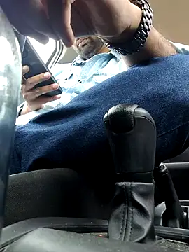 Snapshot of UAjit chatting on September 14, 2025, 7:42 am UAjit online show from September 14, 2025, 7:42 am