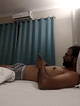 Snapshot of UAjit chatting on November 2, 2025, 7:08 pm UAjit online show from November 2, 2025, 7:08 pm