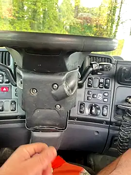 Swiss8700 online show from October 23, 2025, 1:32 pm