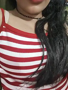 Eshwari Chopra online show from July 5, 2026, 11:44 pm