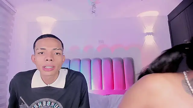 candyandmarilyn online show from November 28, 2025, 8:31 pm