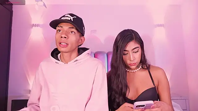 candyandmarilyn online show from November 24, 2025, 8:53 pm