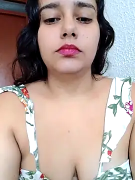 dulcewitch online show from October 4, 2025, 2:18 pm