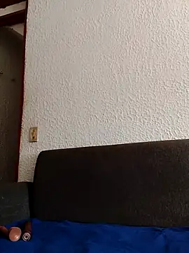 dulcewitch online show from October 17, 2025, 7:15 pm