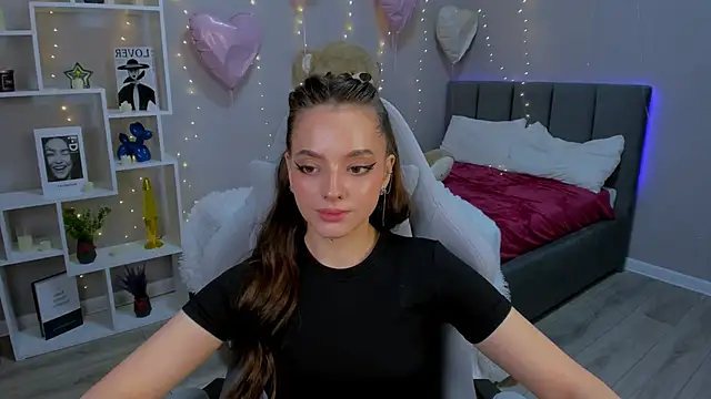 MelanieAlves online show from March 12, 2026, 6:01 pm