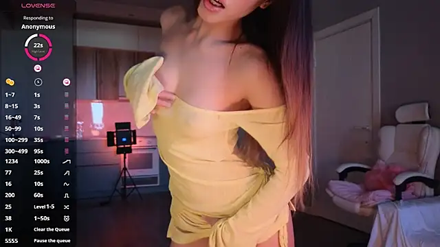 Ella lee15 online show from October 31, 2025, 2:52 am