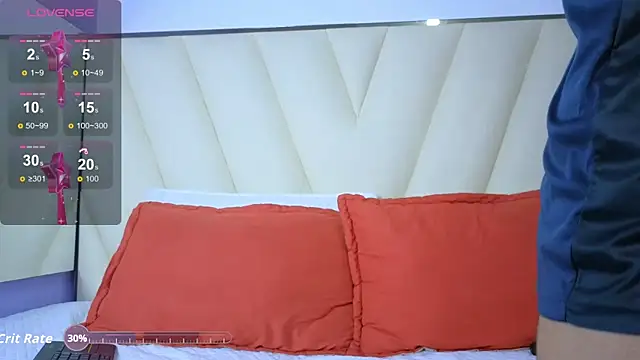 Snapshot of Hotboy21_ chatting on October 22, 2025, 4:01 am Hotboy21 online show from October 22, 2025, 4:01 am