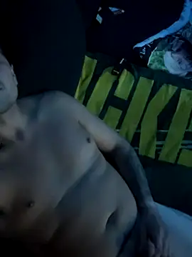 bearwalk203 online show from September 26, 2025, 5:03 am