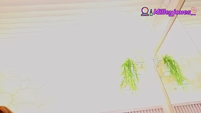 Snapshot of MilleyJones chatting on June 25, 2026, 12:10 pm MilleyJones online show from June 25, 2026, 12:10 pm