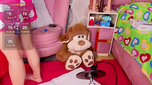 Snapshot of MilleyJones chatting on November 15, 2025, 7:51 pm MilleyJones online show from November 15, 2025, 7:51 pm