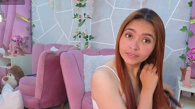 Snapshot of MilleyJones chatting on November 27, 2025, 7:58 pm MilleyJones online show from November 27, 2025, 7:58 pm