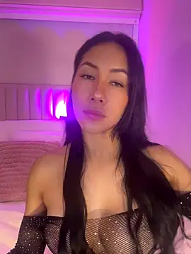 Snapshot of ArianaReynoldss chatting on December 1, 2025, 1:06 am ArianaReynoldss online show from December 1, 2025, 1:06 am