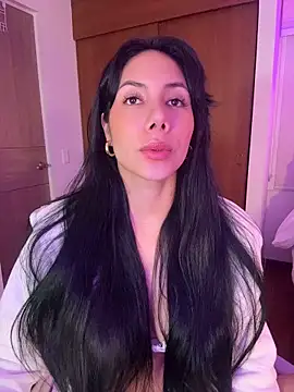 ArianaReynoldss online show from June 9, 2026, 10:16 am