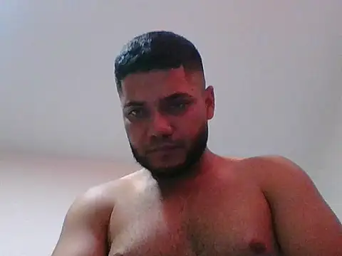 Snapshot of Alexanonimo chatting on October 26, 2025, 7:25 pm Alexanonimo online show from October 26, 2025, 7:25 pm