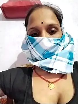 Snapshot of Soniy-Maax chatting on April 18, 2026, 4:09 pm Soniy-Maax online show from April 18, 2026, 4:09 pm