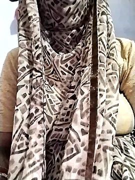 Snapshot of Soniy-Maax chatting on April 7, 2026, 4:31 pm Soniy-Maax online show from April 7, 2026, 4:31 pm