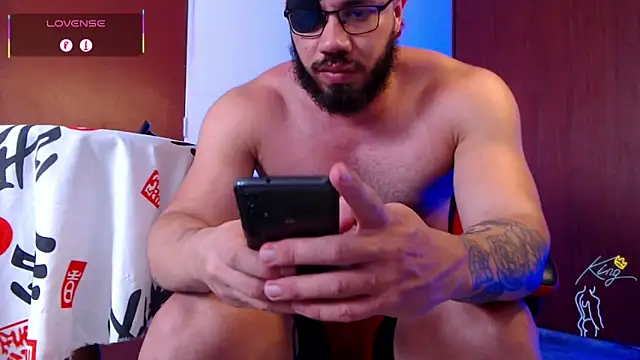 Snapshot of pirata_fitness chatting on July 28, 2026, 2:35 pm pirata fitness online show from July 28, 2026, 2:35 pm