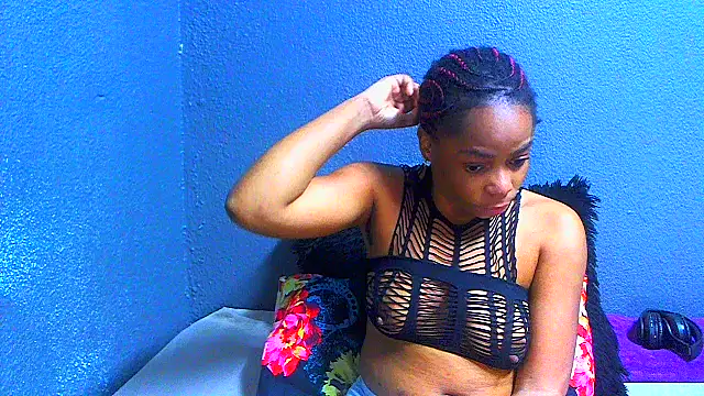 Snapshot of SMALLBOOBSXX chatting on August 4, 2026, 5:34 am SMALLBOOBSXX online show from August 4, 2026, 5:34 am