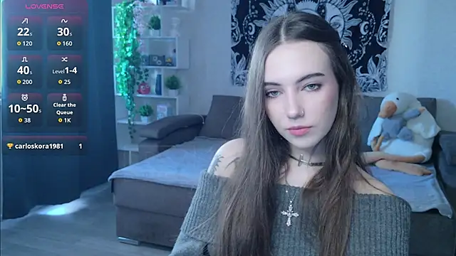 naugghtynikki online show from September 19, 2025, 5:11 am