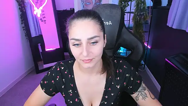 Snapshot of ValeriiMills chatting on November 5, 2025, 2:31 pm ValeriiMills online show from November 5, 2025, 2:31 pm