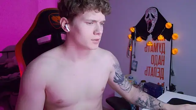 Snapshot of DanyDavis chatting on November 2, 2025, 9:31 pm DanyDavis online show from November 2, 2025, 9:31 pm