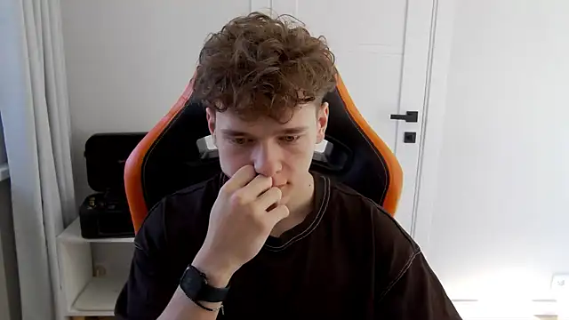 DanyDavis online show from March 24, 2026, 8:14 am