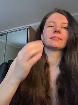 MariannaSida online show from February 5, 2026, 8:32 am