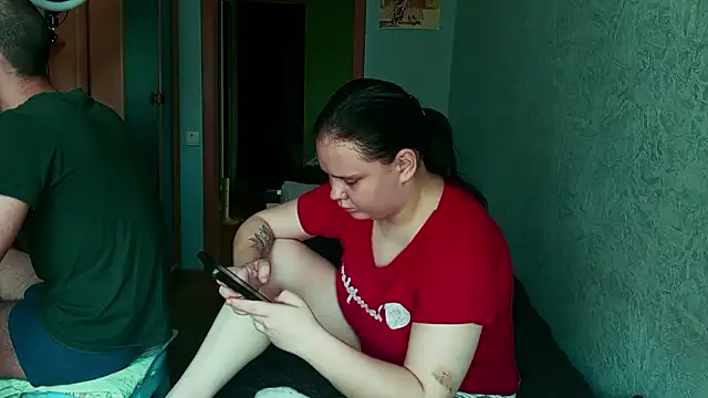 SweetPiggyx online show from July 24, 2026, 9:05 am